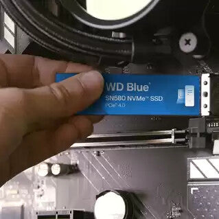 SSD WD BLUE SN580 - 2TB M.2 PCIe Gen4x4 (R4000 - W4000)